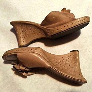 🛍️ BUNDLE ONLY 🛍️NO BOUNDARIES LADIES TAN HEELED SANDALS